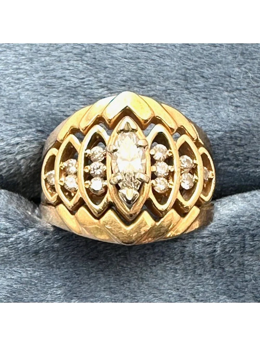 Vintage 14K Gold Diamond Cluster Ring Size 6.5